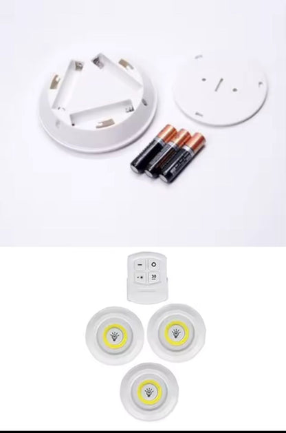 10.000F   Lot de 3 lumières LED adhésives avec télécommande sans fil
